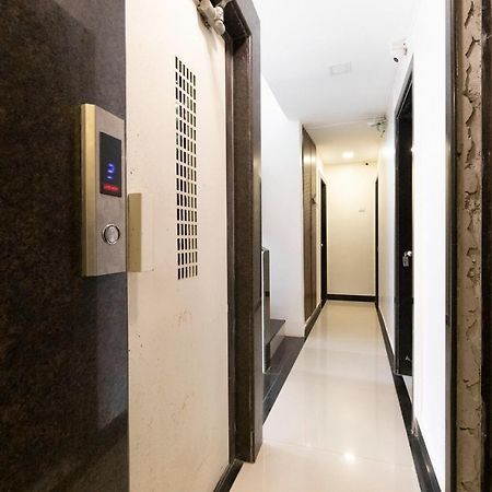 Hotel Girgoan Palace Βομβάη Εξωτερικό φωτογραφία